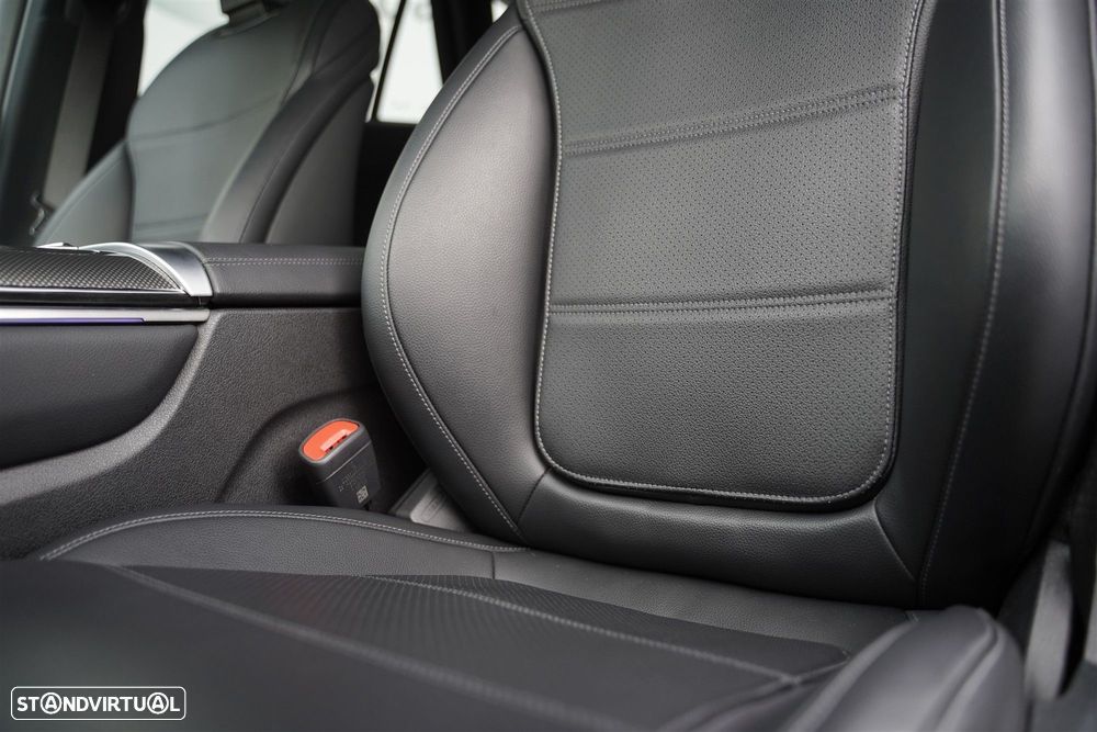 Mercedes-Benz GLC 300 de 4Matic - 33