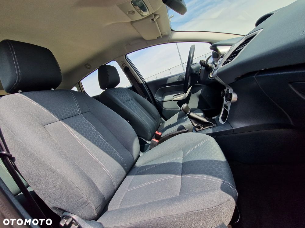 Ford Fiesta 1.25 Titanium - 17
