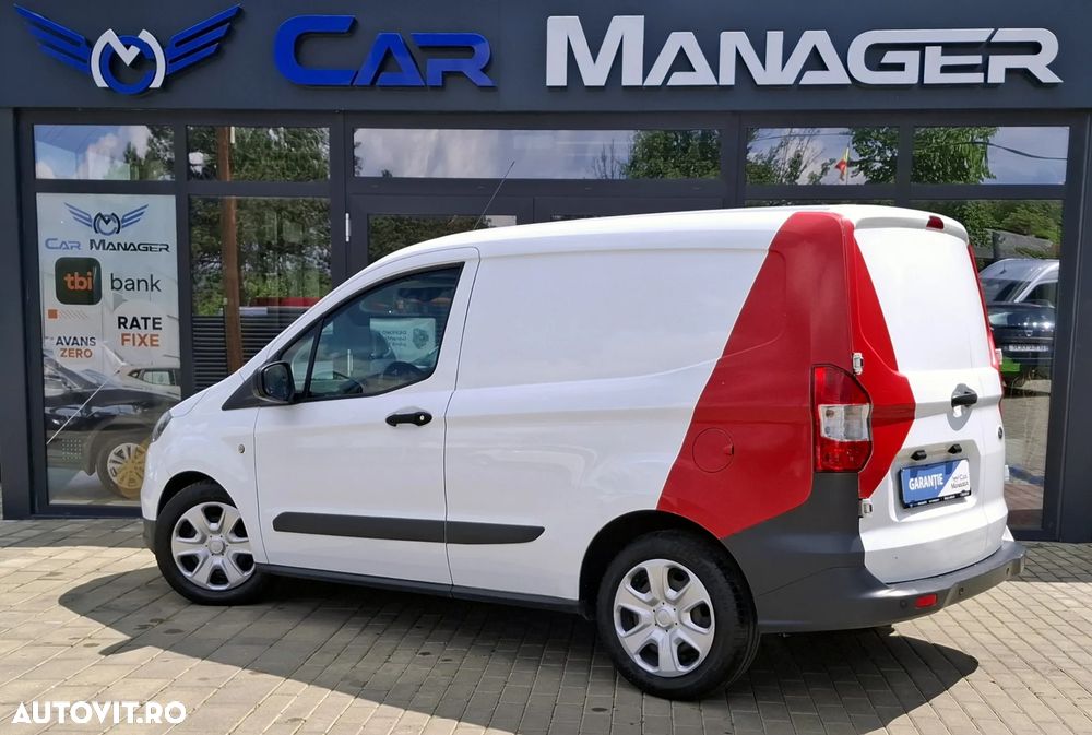 Ford courier - 3