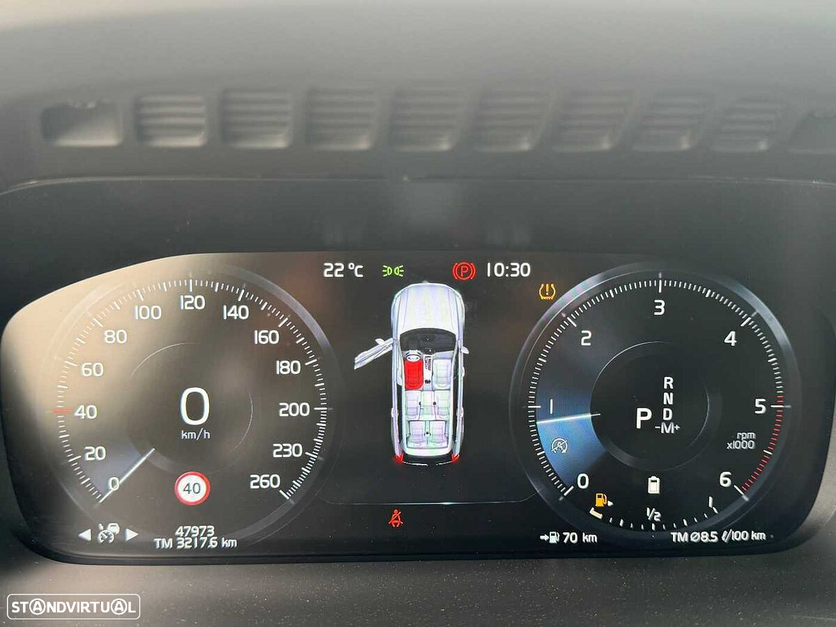 Volvo XC 90 - 11