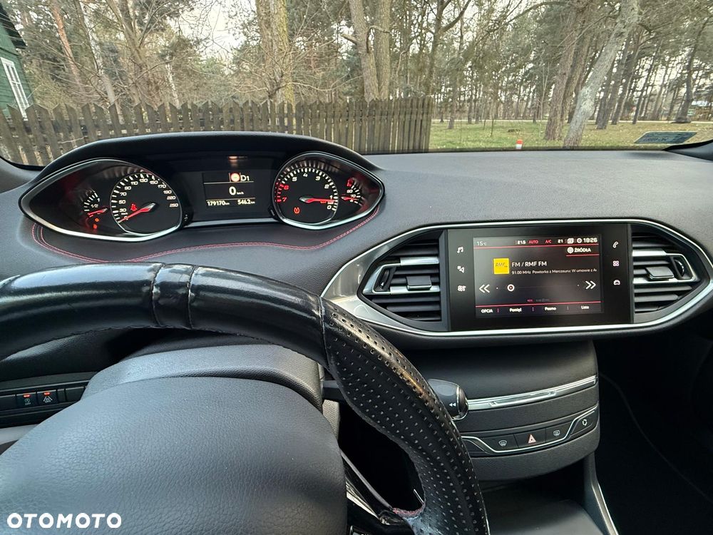 Peugeot 308 PureTech 130 GPF EAT8 Stop & Start GT Pack - 13