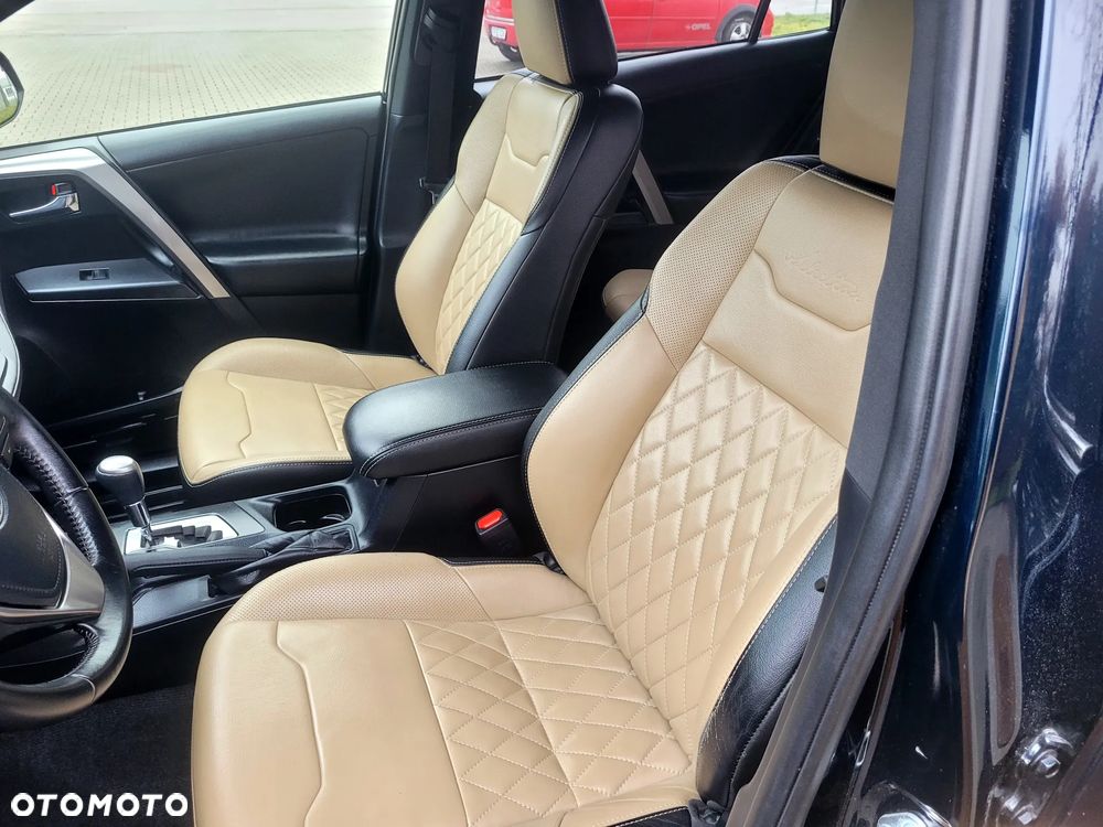 Toyota RAV4 Hybrid Selection 4x4 - 28