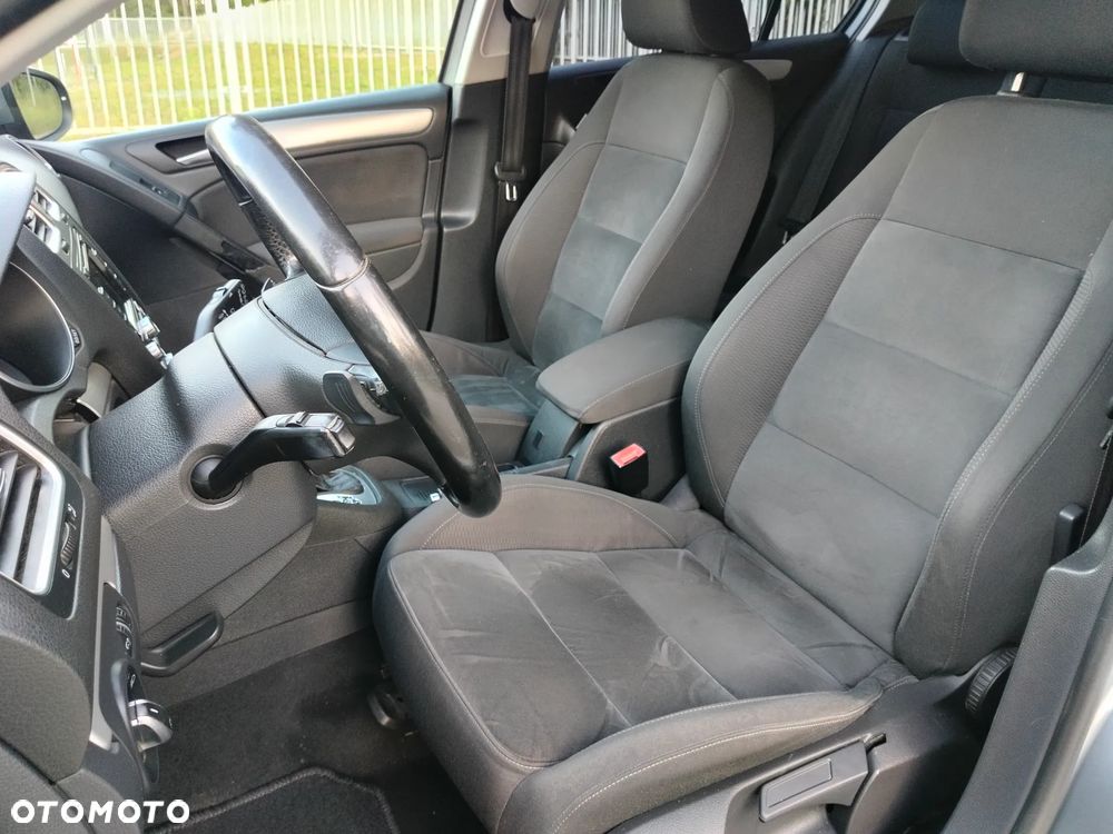 Volkswagen Golf 1.6 TDI Trendline DSG - 7