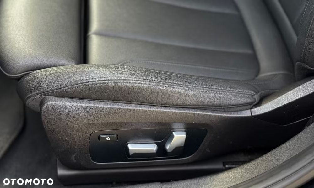 BMW Seria 3 - 13