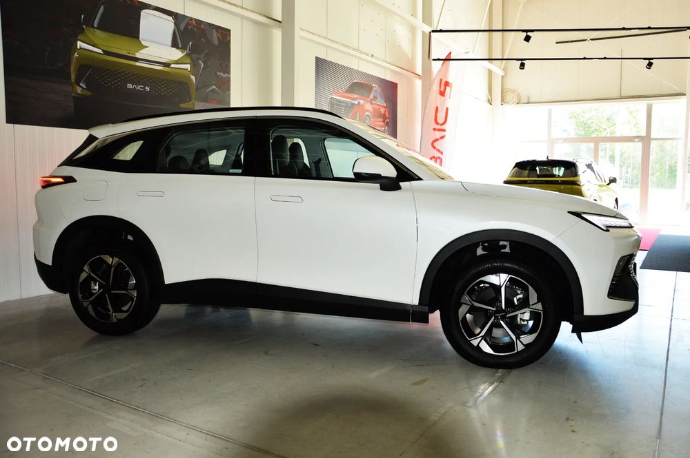 BAIC 5 1.5T Comfort DCT - 9