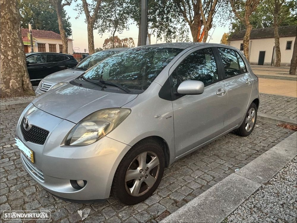 Toyota Yaris 1.4 D-4D VSC - 6