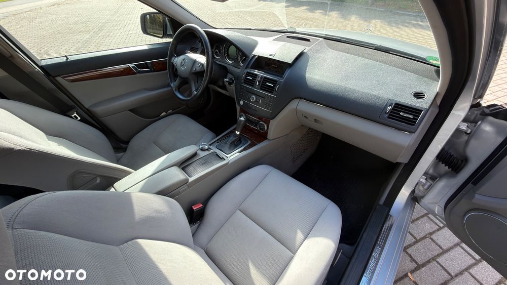 Mercedes-Benz Klasa C 230 7G-TRONIC Elegance - 9
