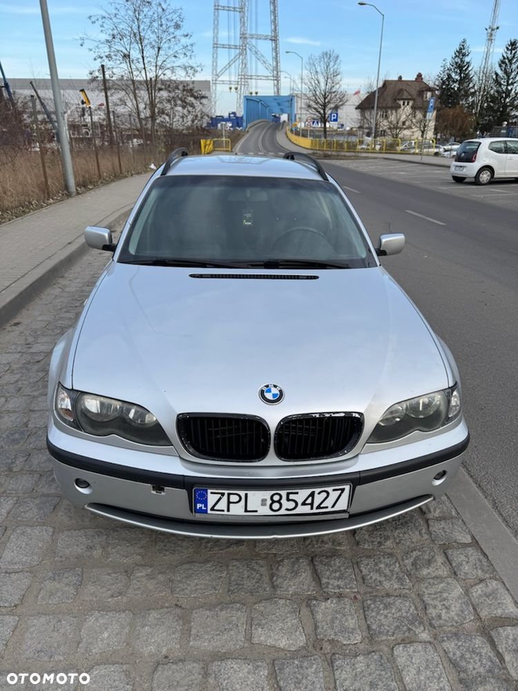 BMW Seria 3 320d Edition Sport - 9
