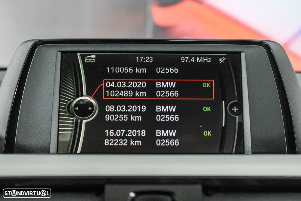 BMW 318 d Auto Line Sport - 28