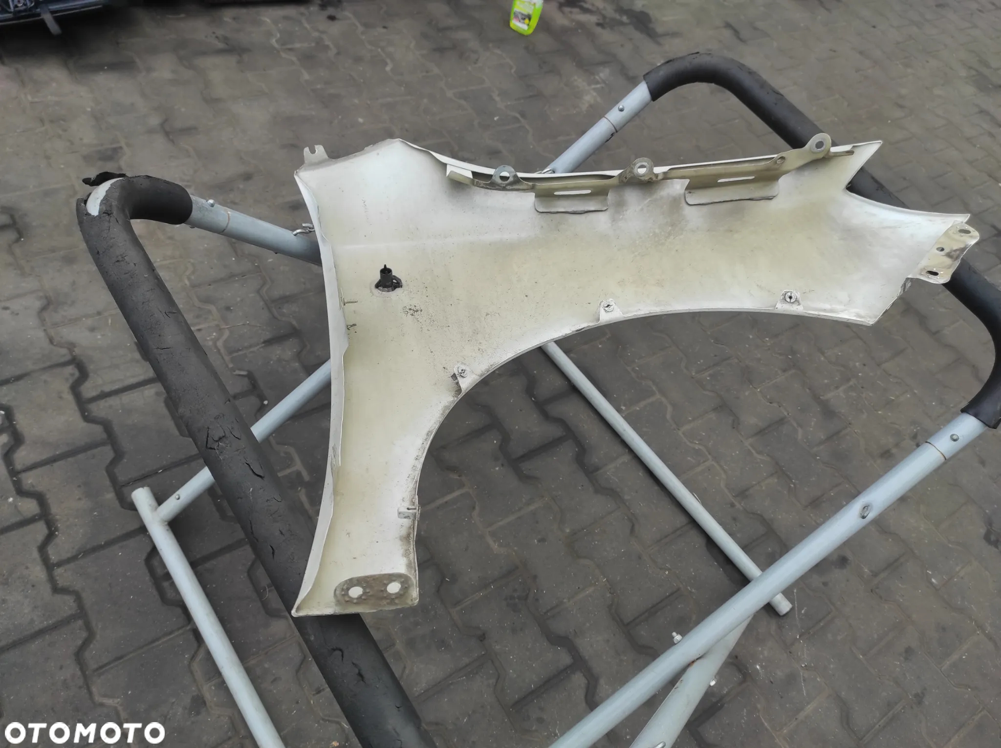 BŁOTNIK LEWY SKODA FABIA 2 LIFT LF9E 1026 BIAŁY WYSYŁKA !!!!! - 7