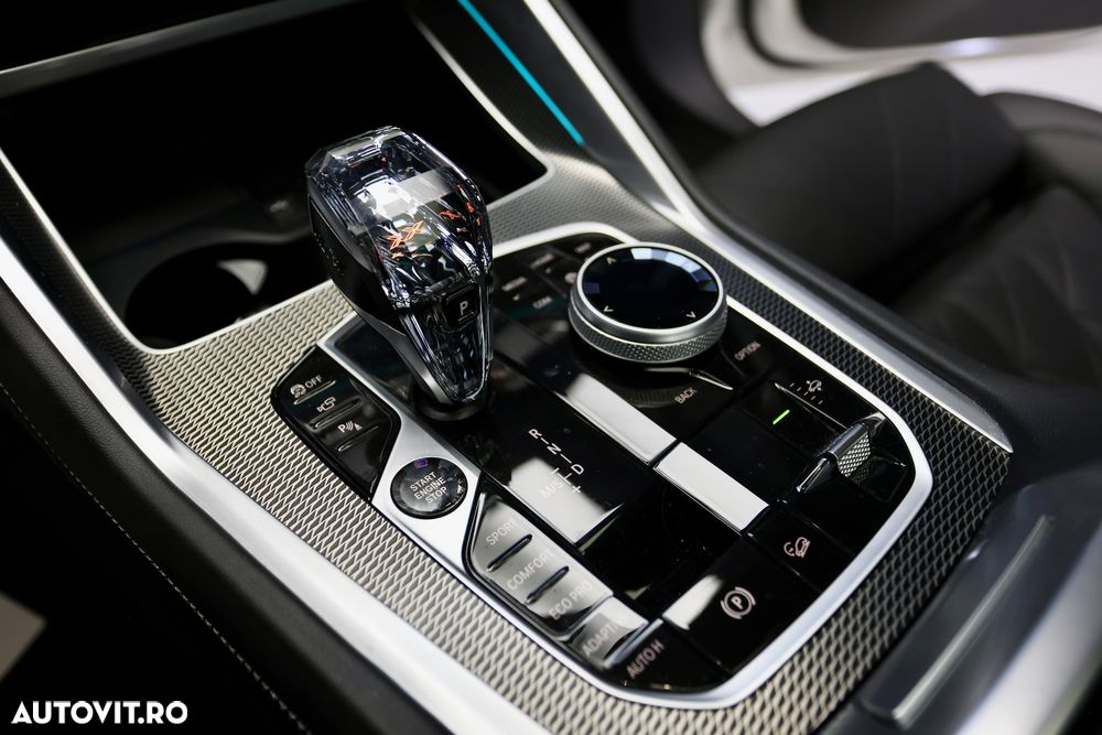 BMW X6 xDrive40d - 12