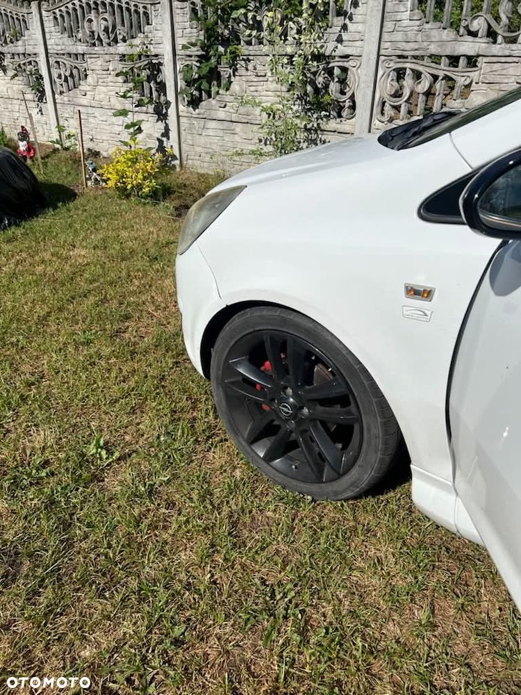Opel Corsa 1.2 16V Essentia - 4