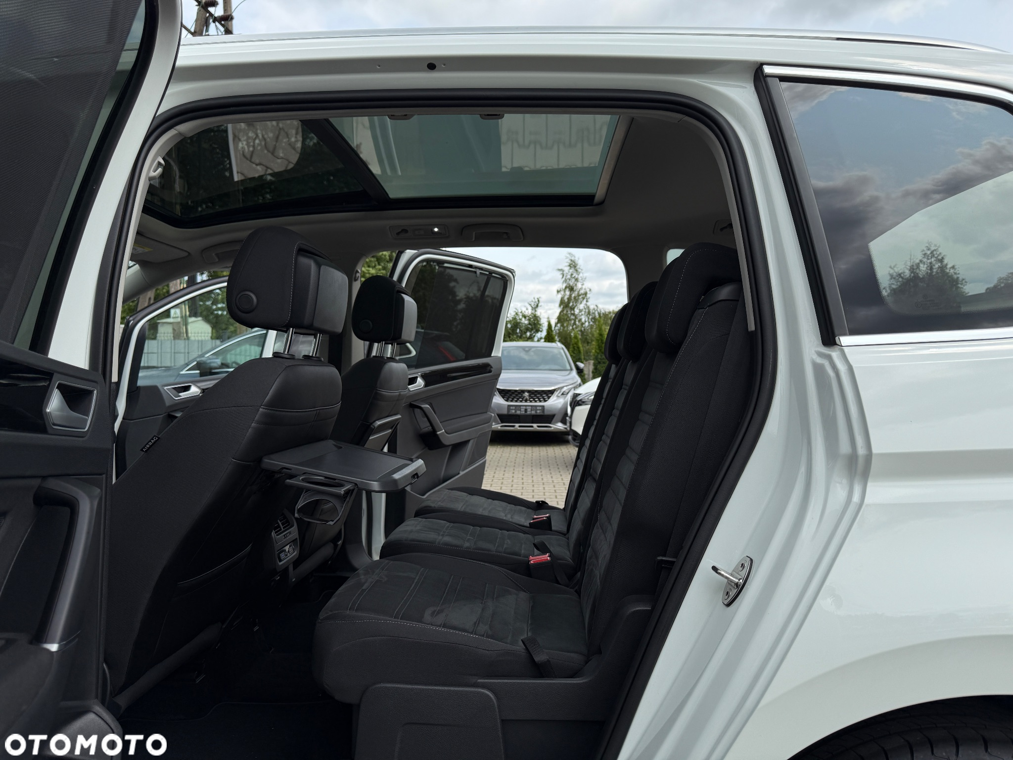 Volkswagen Touran 2.0 TDI BMT Comfortline DSG - 20