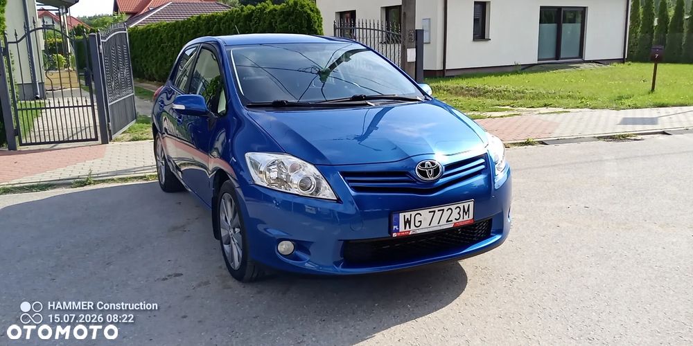 Toyota Auris 1.8 Premium - 21