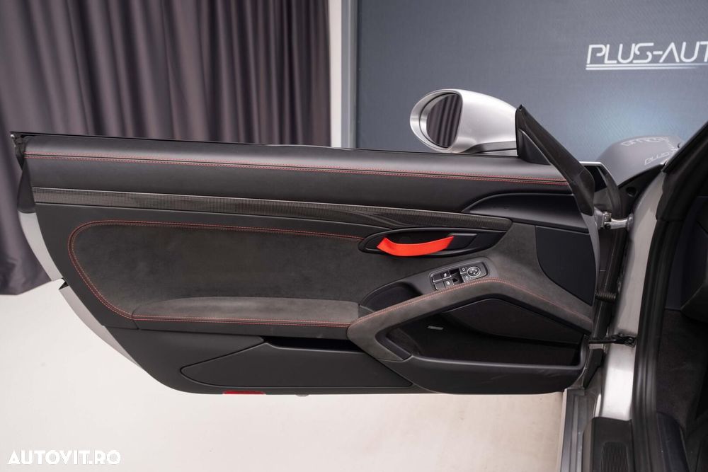 Porsche Boxster - 11
