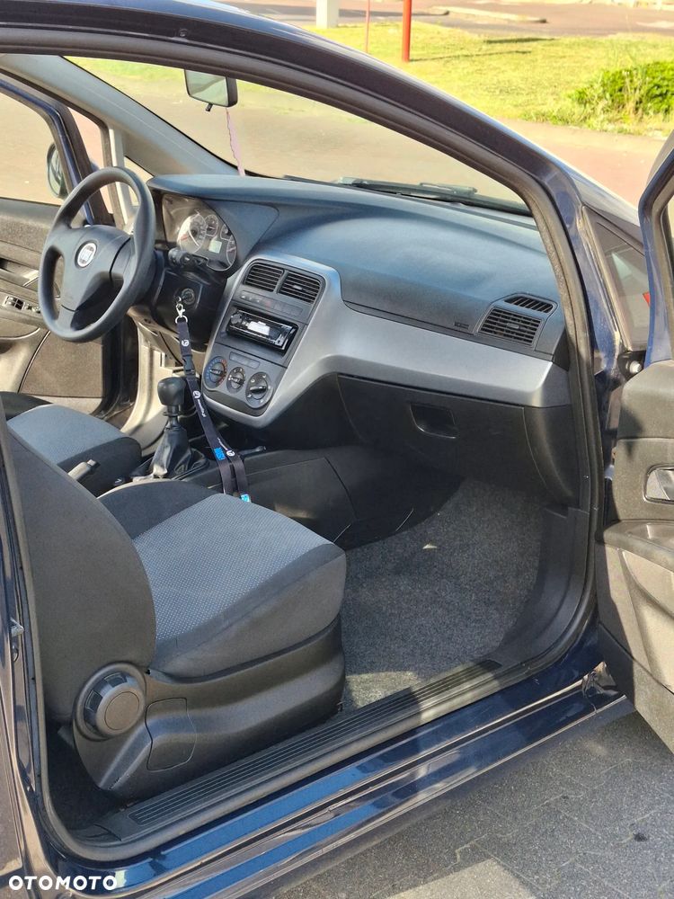 Fiat Punto 1.2 8V - 9