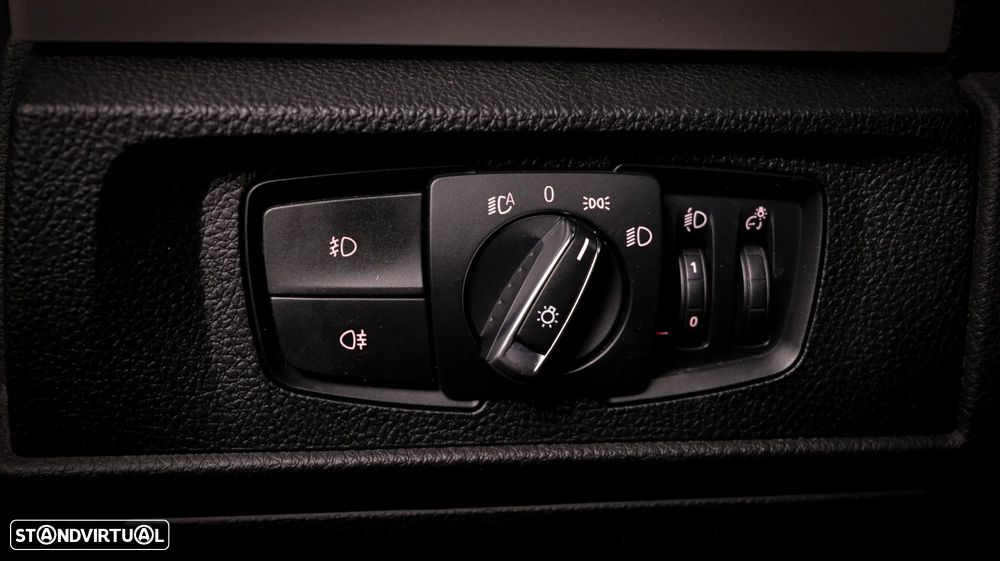 BMW 116 d EfficientDynamics Edition - 21