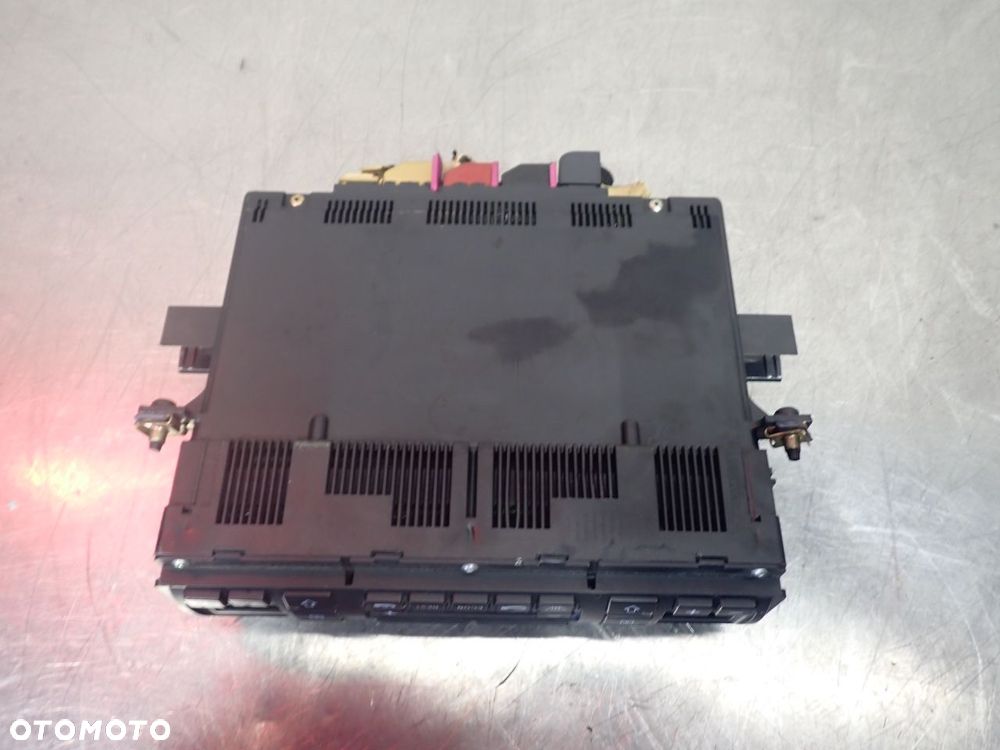 PANEL STEROWANIA NAWIEWU KLIMATYZACJI AUDI A8 D2 2.5 - 5