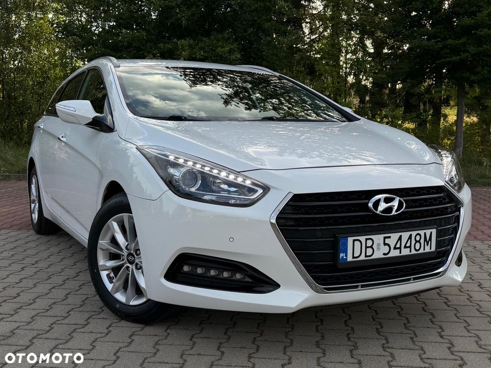 Hyundai i40 Kombi 1.6 Trend - 14