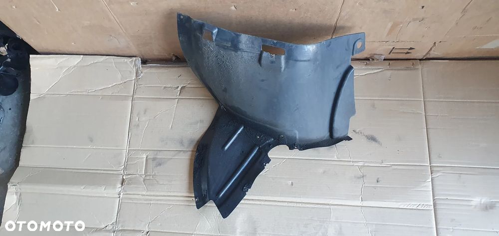 Nadkole prawy przód przednie prawe Audi A3 8P 8P0821192B - 2