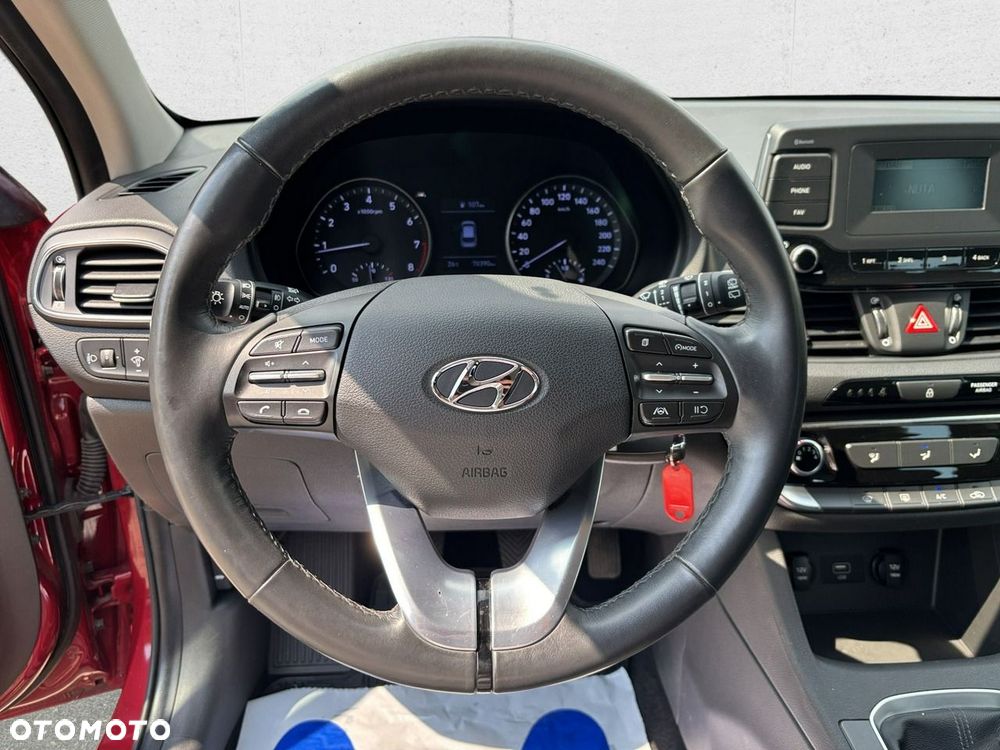 Hyundai i30 - 16
