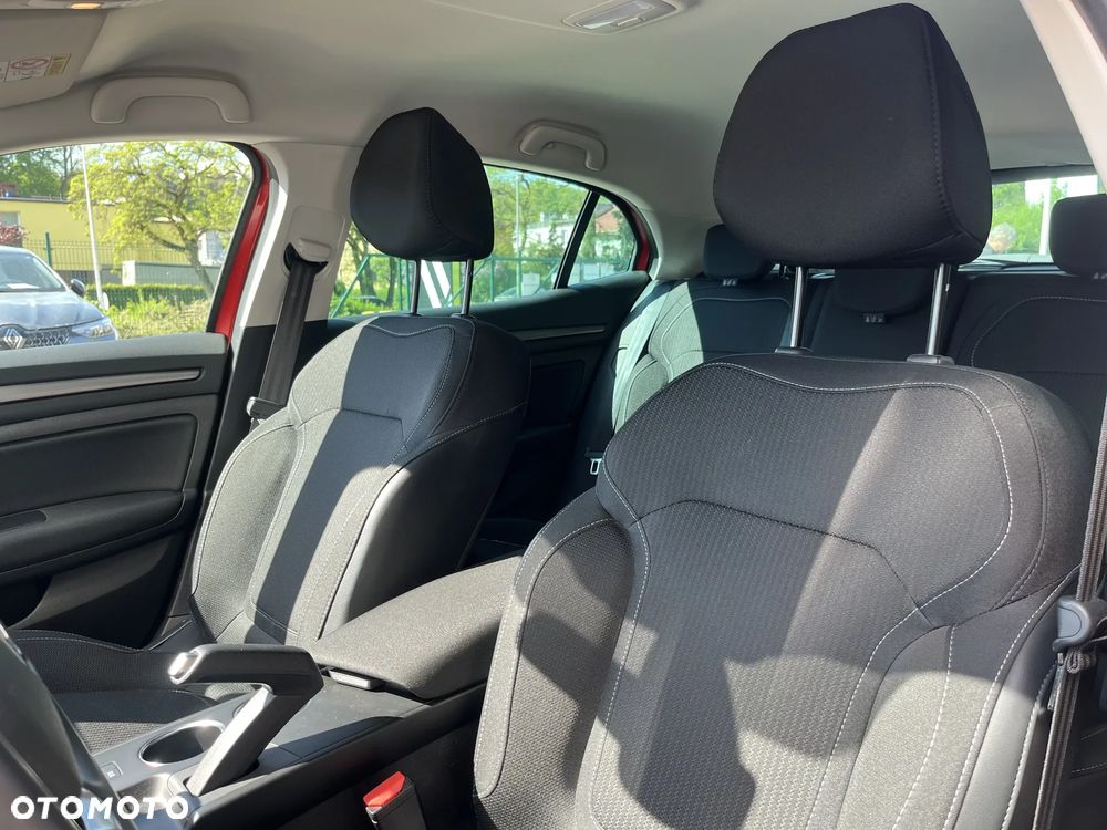 Renault Megane 1.3 TCe FAP Zen - 11