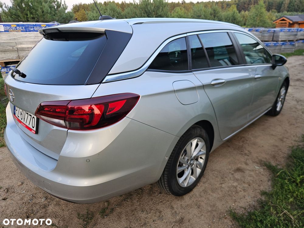 Opel Astra 1.2 T Elegance S&S - 2