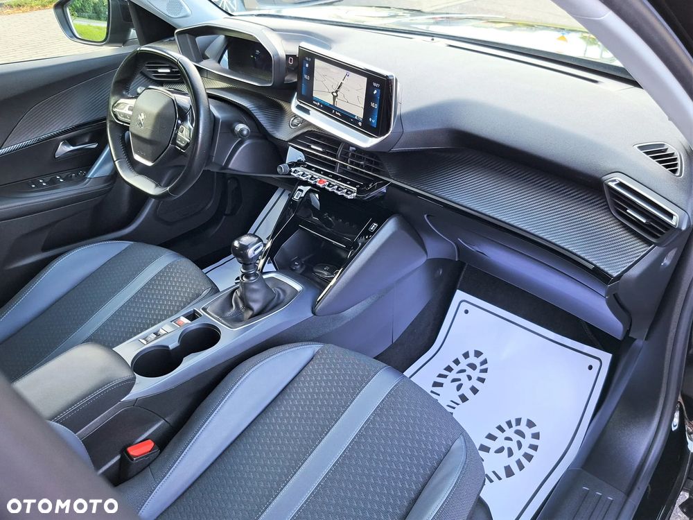 Peugeot 2008 1.2 PureTech Allure Pack S&S - 23