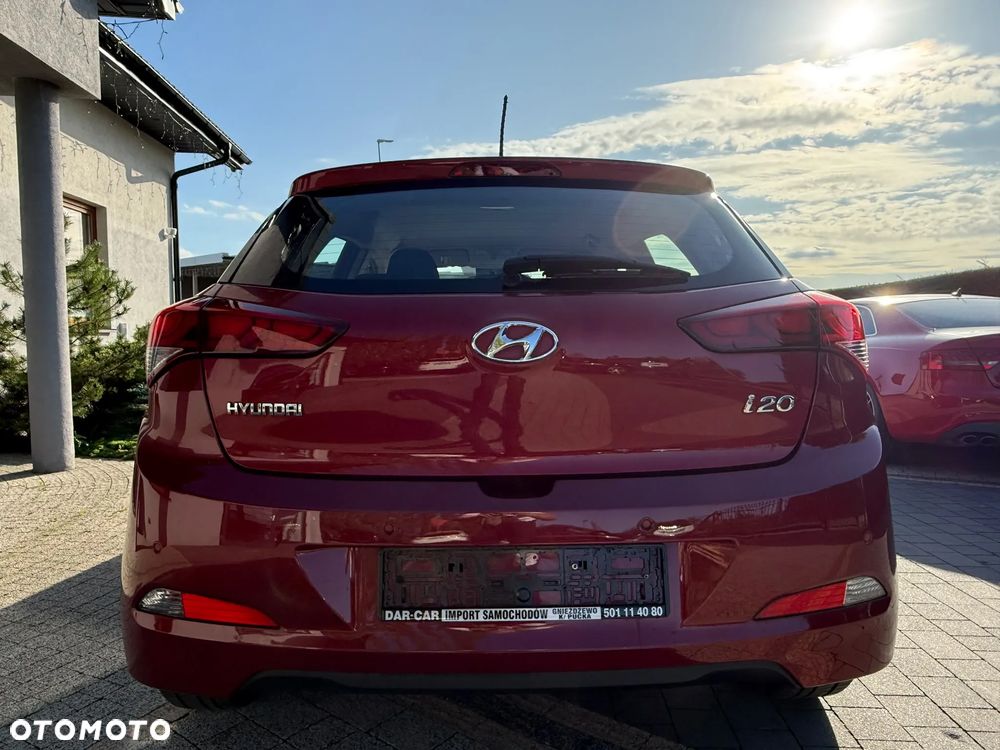 Hyundai i20 - 24