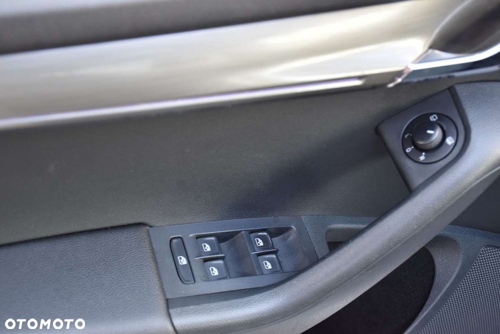 Skoda Octavia 1.5 TSI ACT DSG Ambition - 25