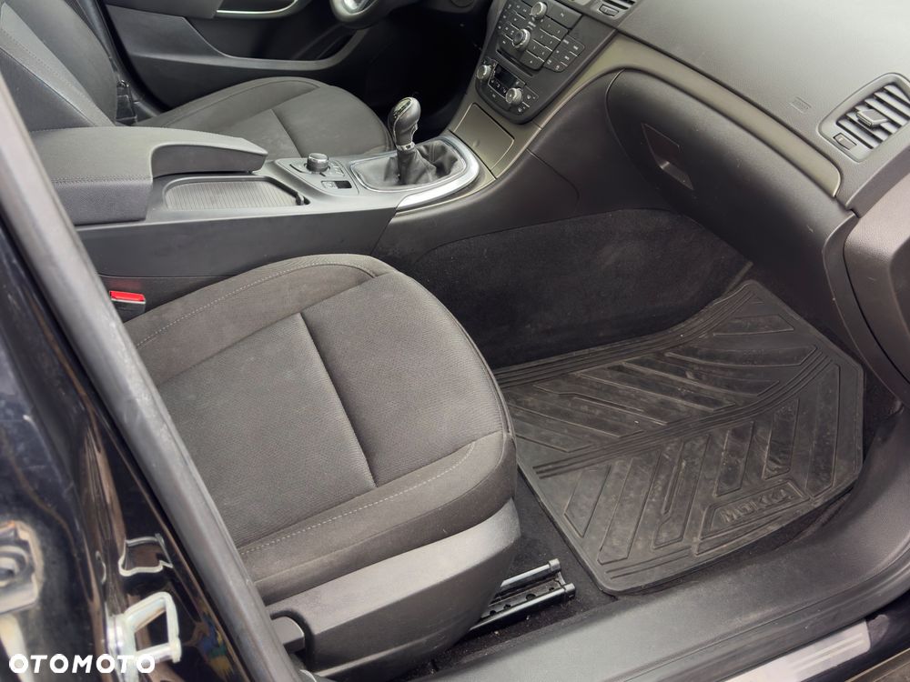 Opel Insignia 1.8 - 11