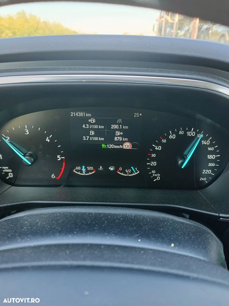 Ford Focus 1.5 EcoBlue Start-Stopp-System TITANIUM - 9