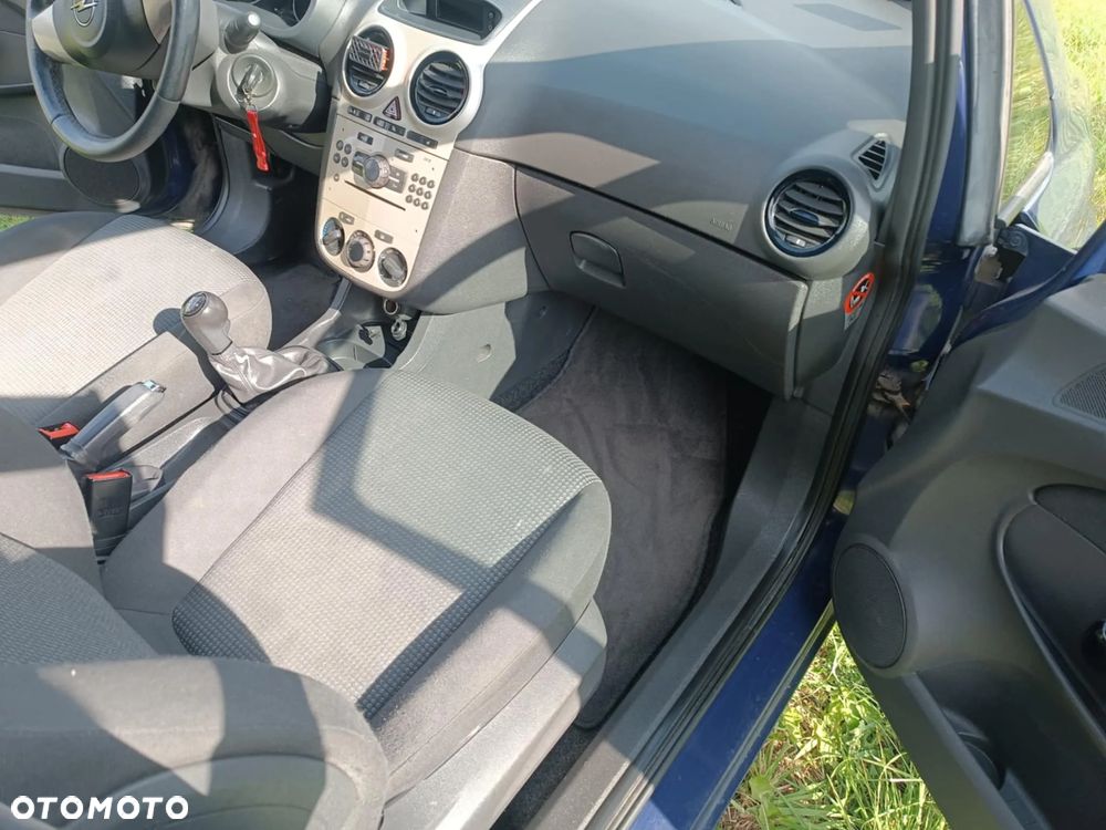 Opel Corsa - 17