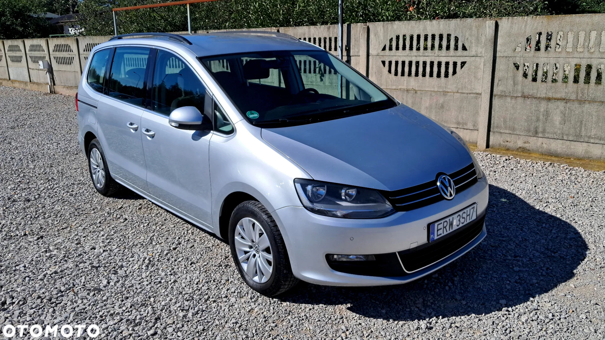 Volkswagen Sharan 2.0 TDI BlueMotion Technology Highline - 25