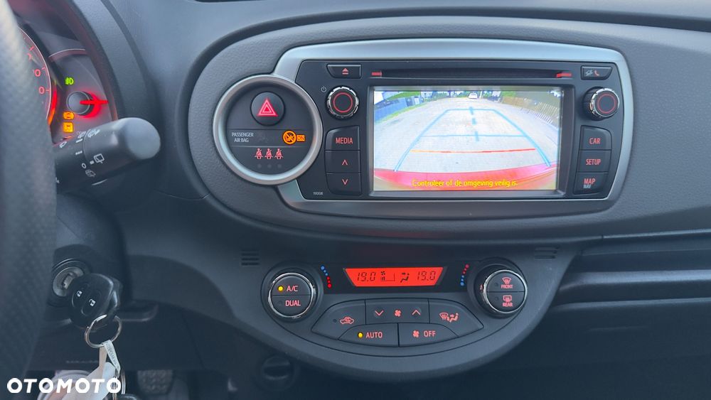 Toyota Yaris 1.33 Active - 10