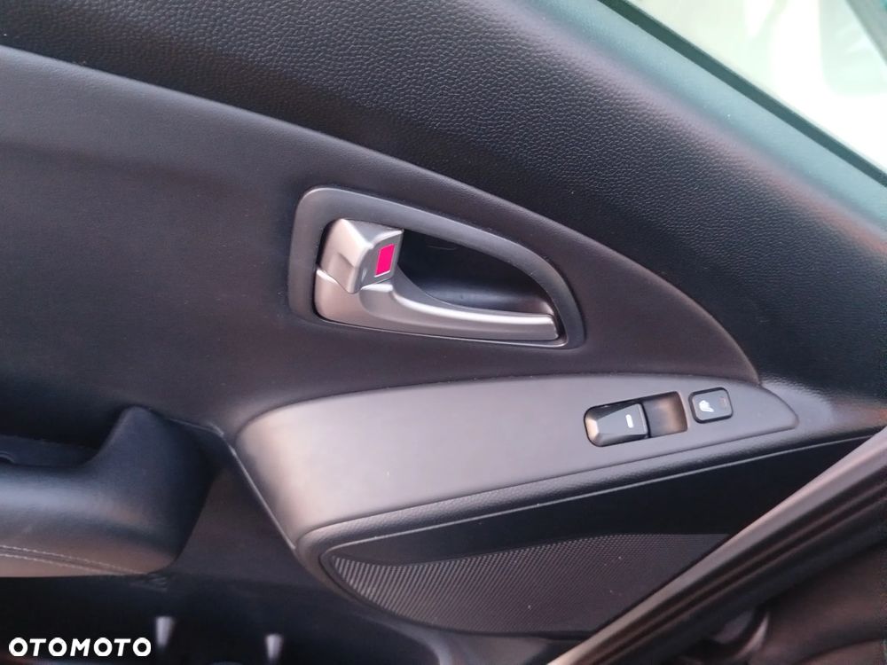 Hyundai ix35 2.0 Style 2WD - 18