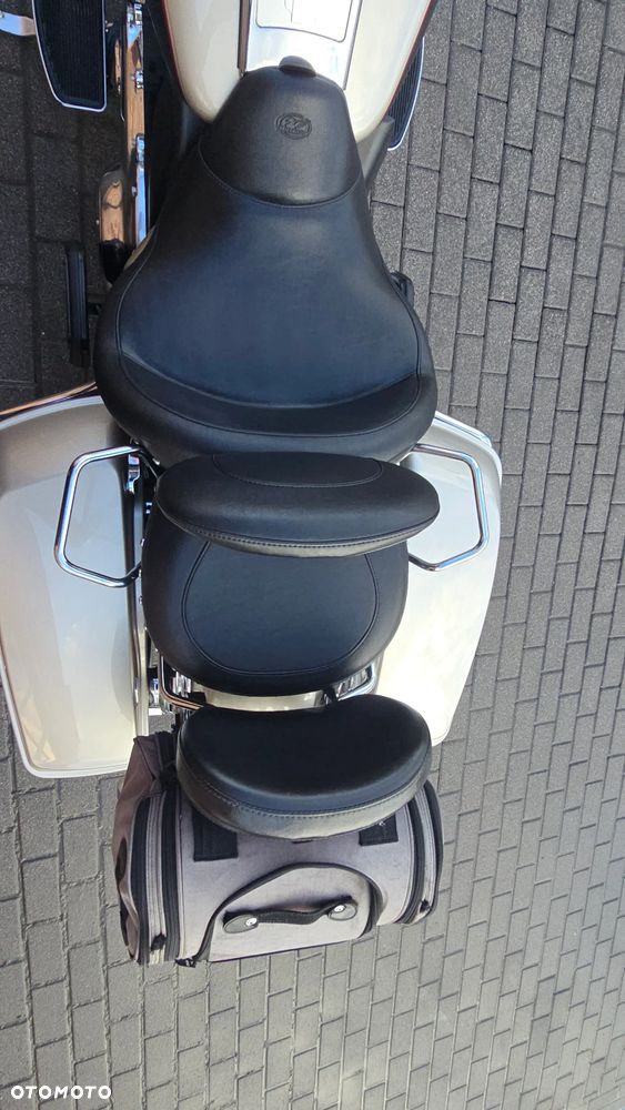 Harley-Davidson Touring Road King - 10