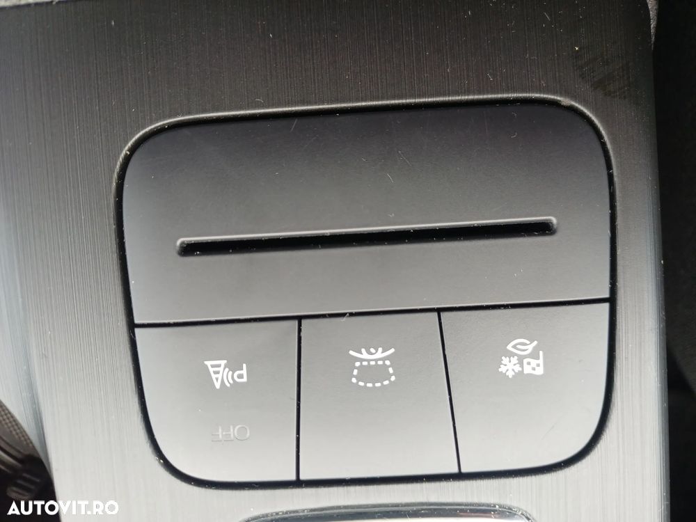 FORD Kuga 2023 — imagine 16