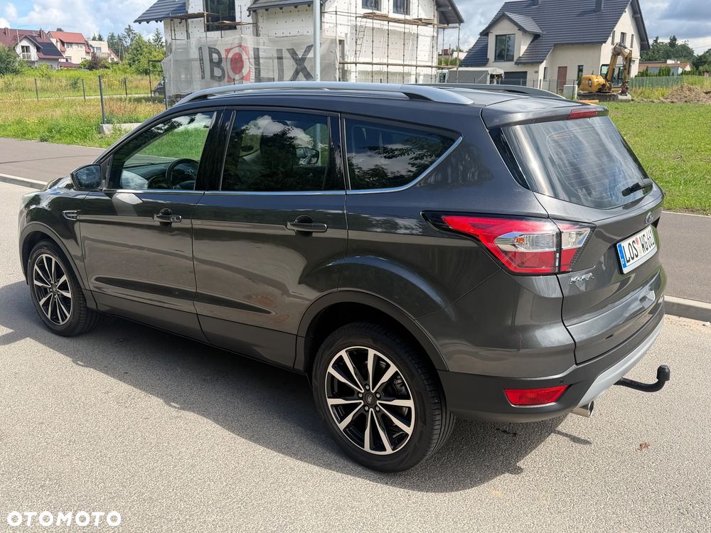 Ford Kuga 1.5 TDCi FWD Titanium - 4