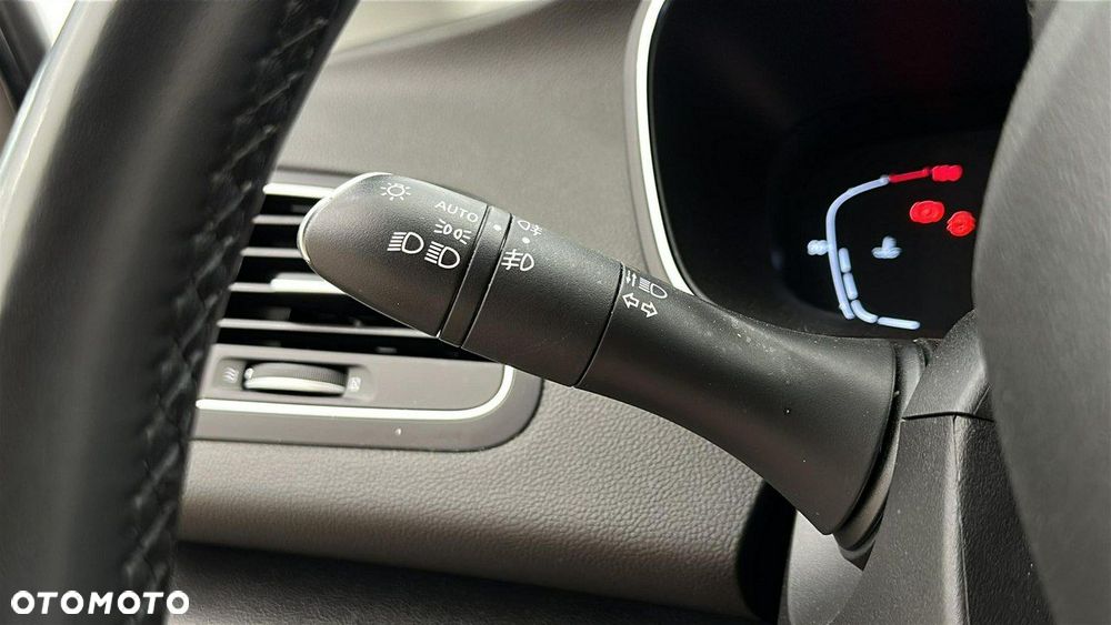 Renault Megane 1.3 TCe FAP Intens EDC - 25