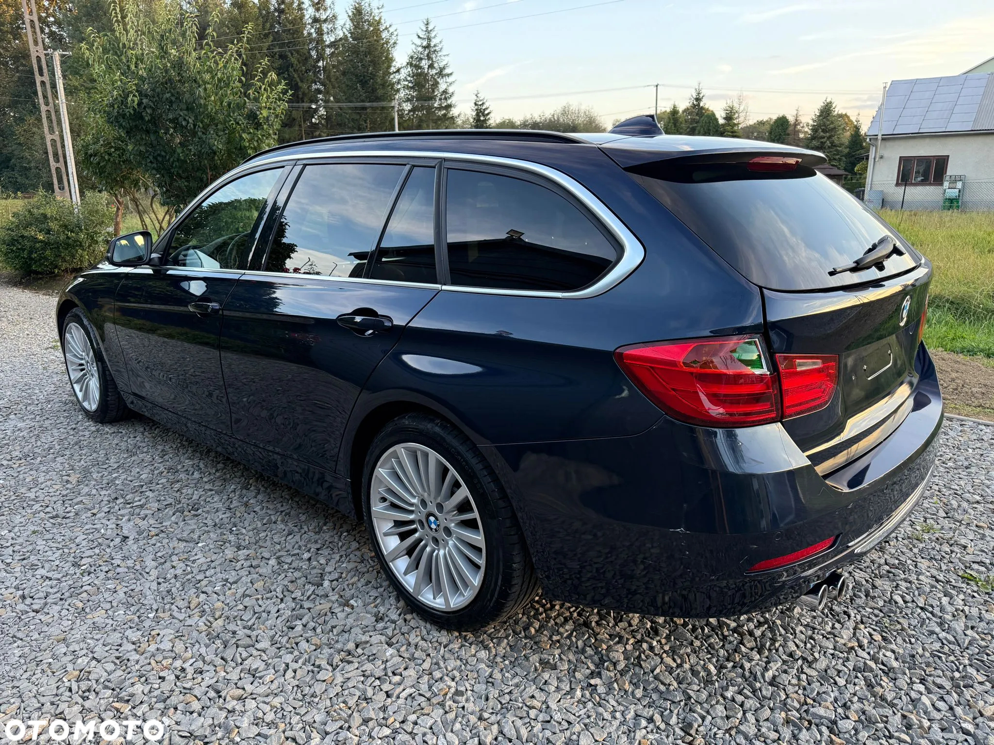 BMW Seria 3 330d Touring xDrive Sport-Aut Blue Performance Luxury Line - 14