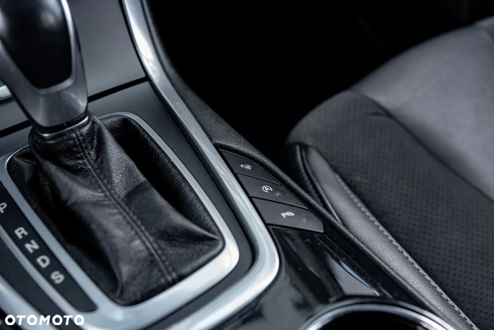 Ford Galaxy 2.0 TDCi Bi-Turbo Titanium PowerShift - 36