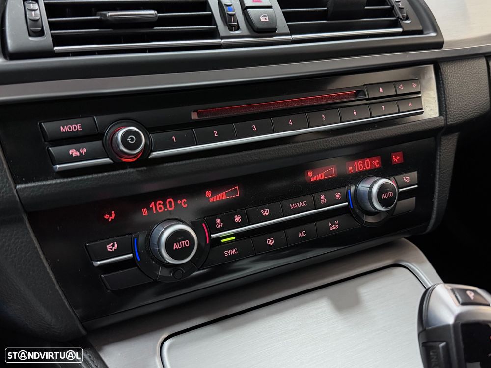 BMW 525 d Line Luxury Auto - 29