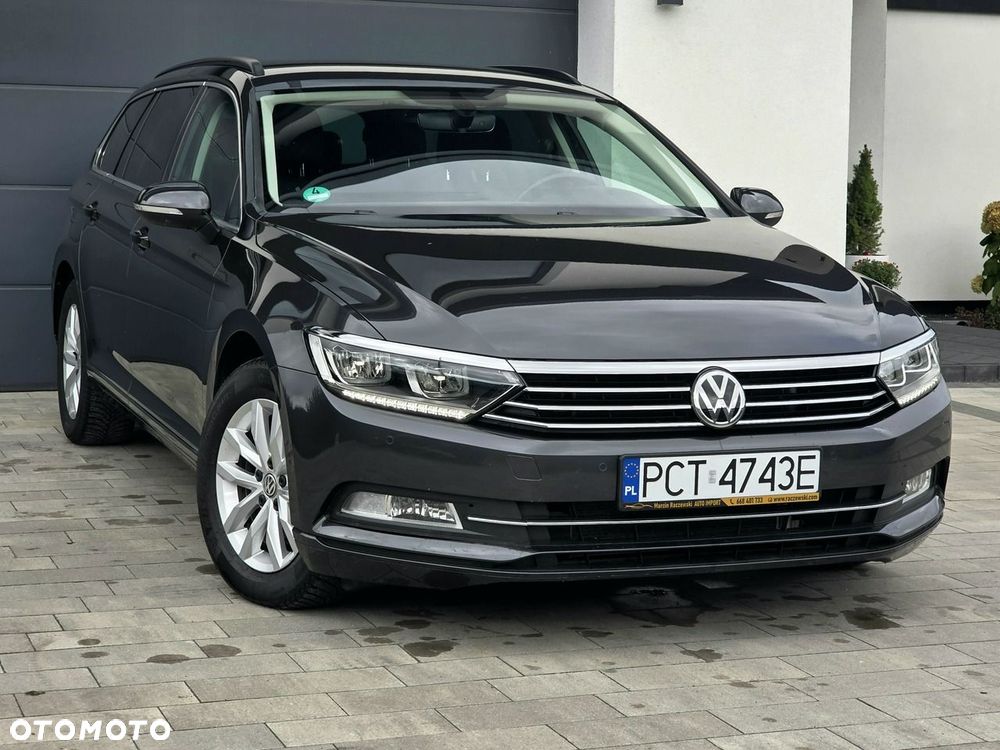 Volkswagen Passat - 31
