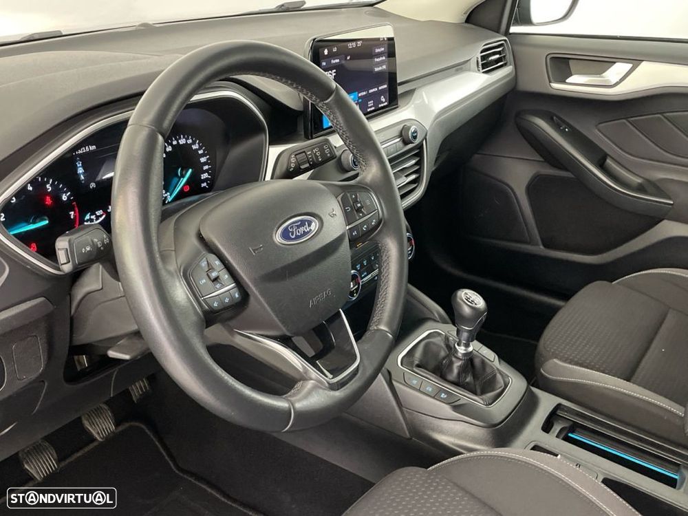 Ford Focus 1.0 EcoBoost Titanium - 17