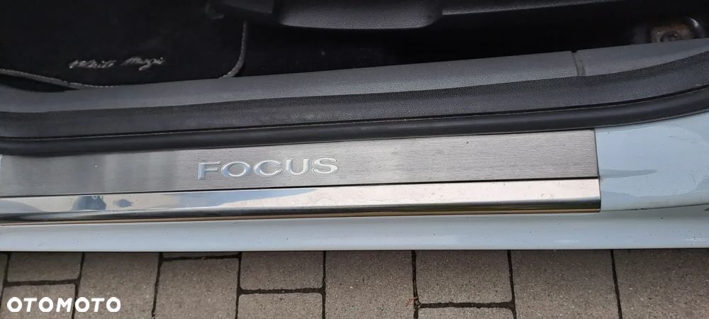 Ford Focus 1.8 White Magic - 24