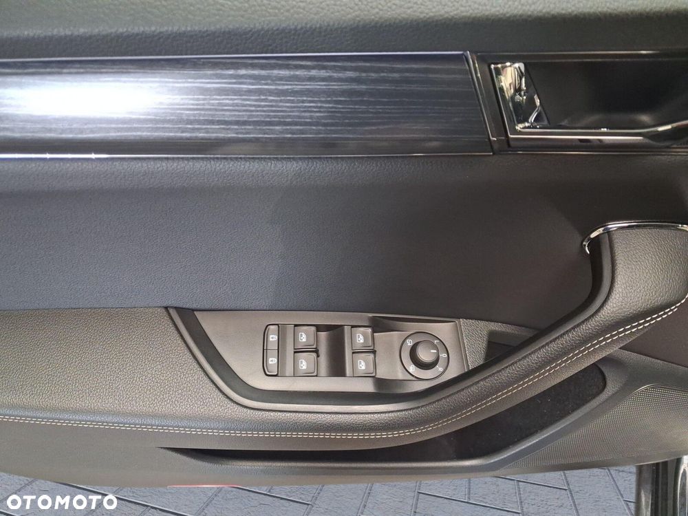 Skoda Superb 2.0 TDI SCR 4x4 Style DSG - 15