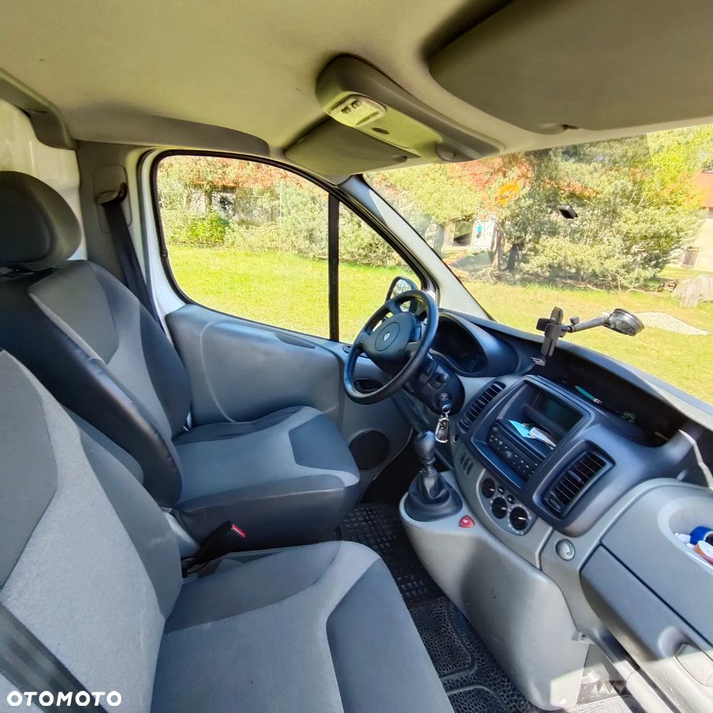 Renault Trafic - 8