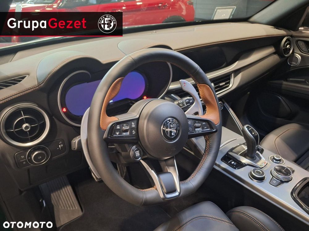 Alfa Romeo Stelvio - 4