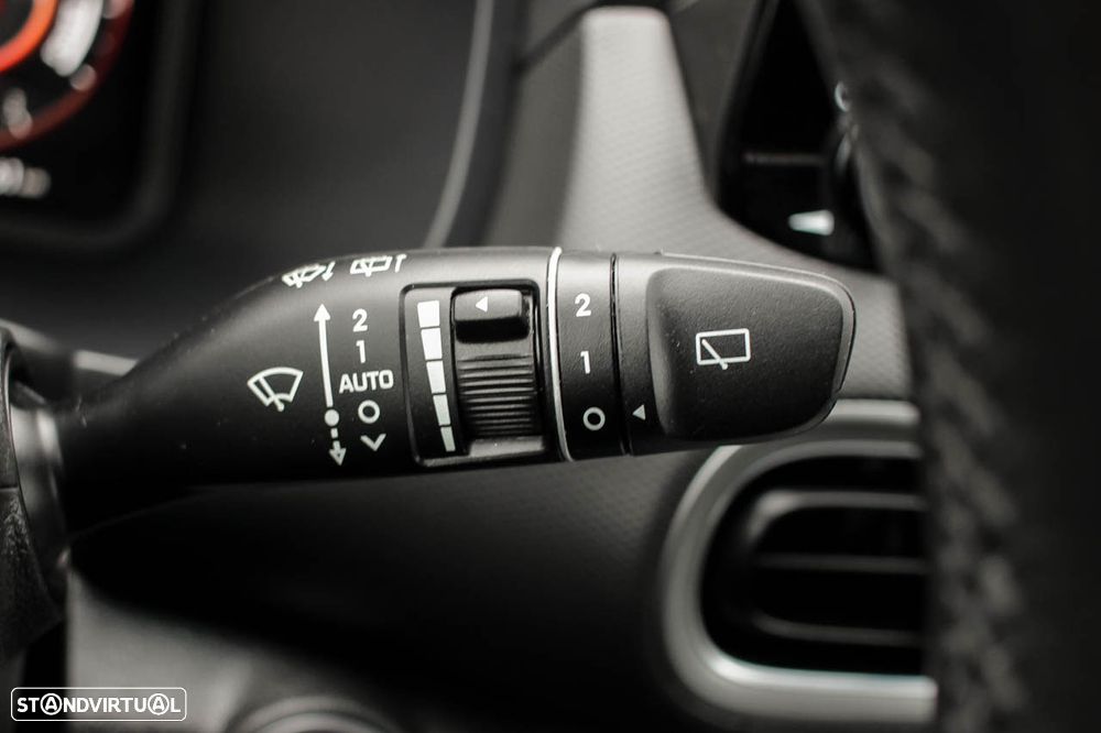 Hyundai Kauai Business - 23